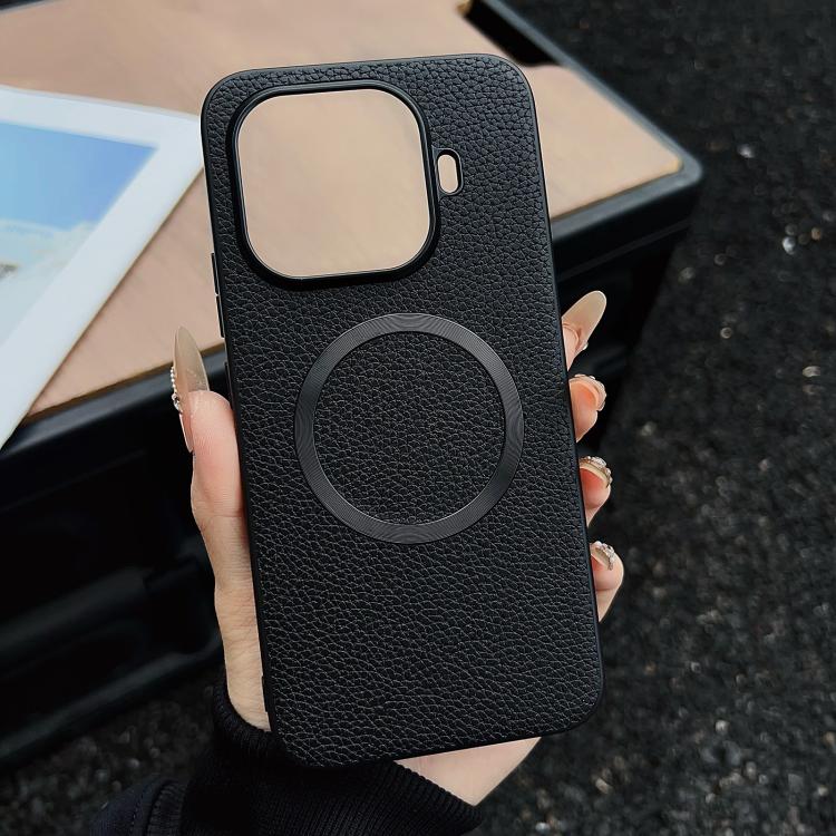 CD Magsafe Magnetic Litchi Texture Phone Case